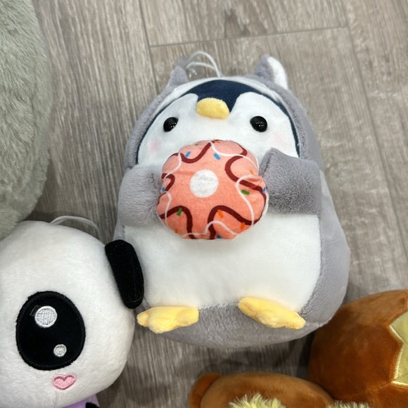BUNDLE: NEW mixed stuffed plushie - Picture 4 of 5